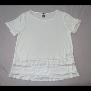 White tunic with lace detail